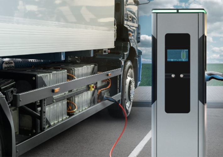 Foto Electrified roads ahead: The UK prepares for cost-effective eHGVs.